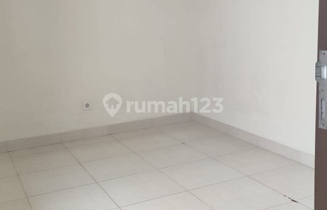 Rumah 2 Lantai di Kireina Park BSD City Dekat Akses Tol BSD 2