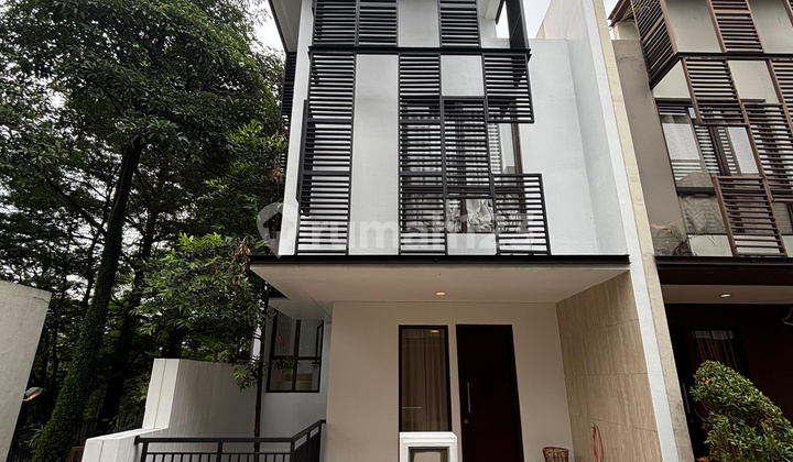 Jual Murah !! Rumah 3 Lantai Full Interior Japandi di Cluster Whelford Greenwich BSD 2