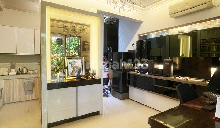 Jual Rumah Malibu Village Gading Serpong Fully Furnished 2