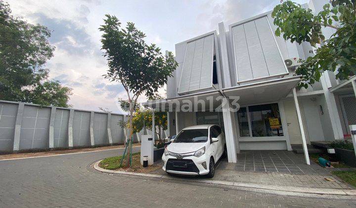 Rumah Sewa Hoek di Inpsirahaus Tabebuya BSD City Dekat Genesis Global School, Aeon Mall, Eastvara Mall Rumah Sewa Hoek di Inpsirahaus Tabebuya BSD City Dekat Genesis Global School, Aeon Mall, Eastvara Mall