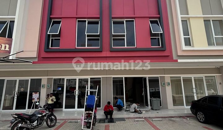 Dijual Ruko Gandeng di Vienna Paramount Gading Serpong Dekat Sekolah Stella Maris Dijual Ruko Gandeng di Vienna Paramount Gading Serpong Dekat Sekolah Stella Maris