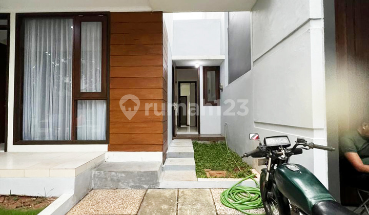 For Sale Fast House The Avani Deshna BSD City Negotiable Until Deal !! 2