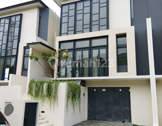 Rumah Mewah Navapark BSD City Dekat Unilever, Tol BSD, AEON Mall