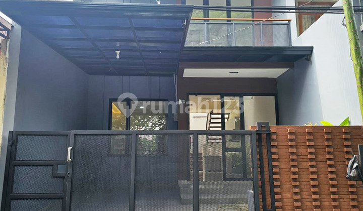 Dijual Rumah Baru di Kencana Loka Sektor 12,5 BSD City, Bangunan Mandiri