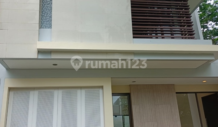 For Rent Prestigia The Eminent House in BSD City Near Prasetya Mulya University, Aeon Mall, BSD Toll Road Access For Rent Prestigia The Eminent House in BSD City Near Prasetya Mulya University, Aeon Mall, BSD Toll Road Access