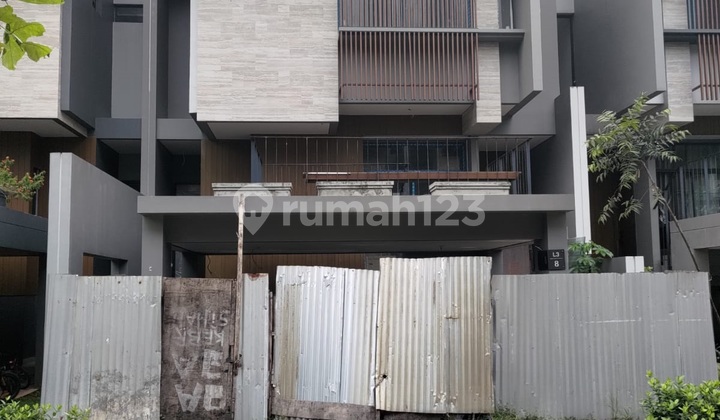 Dijual Rumah Quantis Signature BSD City 3 Lantai