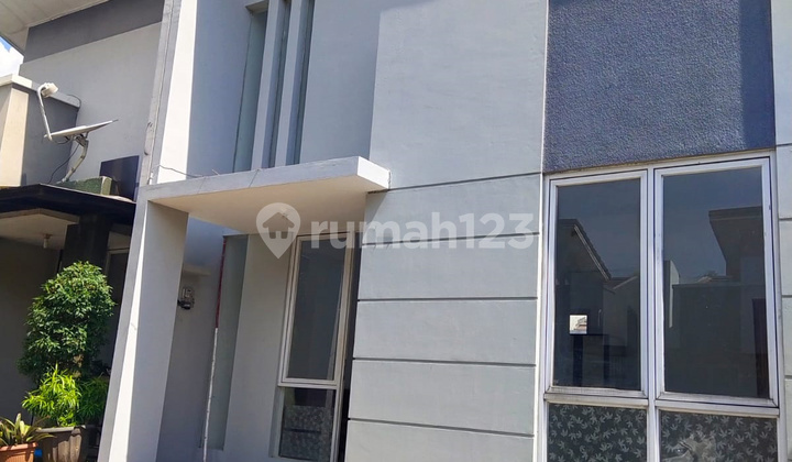 For Sale: The Icon Cosmo 1-Story House in BSD City Near BSD Toll Access For Sale: The Icon Cosmo 1-Story House in BSD City Near BSD Toll Access