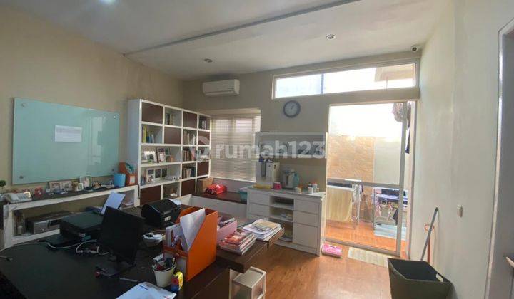 Rumah di Permata Buana 2 Lantai SHM Bagus Utara 2