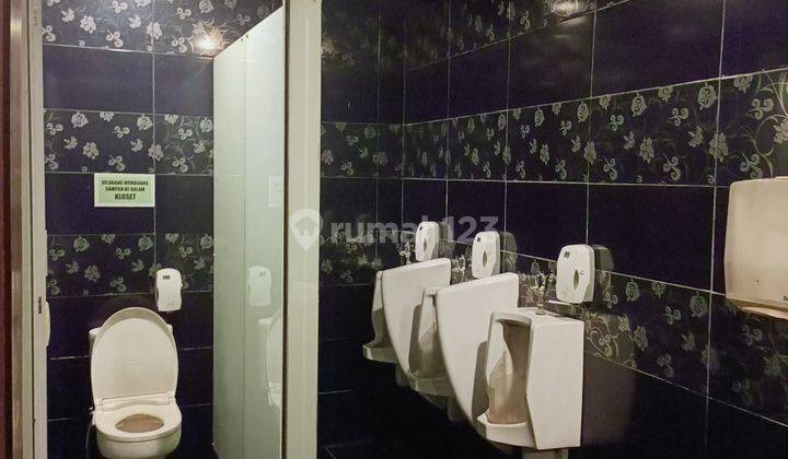 Dijual bekas restoran kemang raya 2lantai 800m daerah elit SHM 9