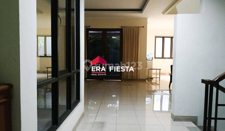 Dijual Rumah 2lantai SHM Permata Buana Lb 370m2 Bagus 2