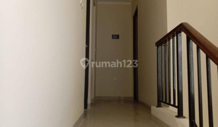 Dijual Rumah 2lantai SHM Baru ukuran 6x20 metland puri 2