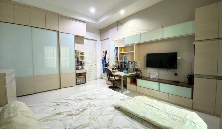 Dijual murah rumah siap huni 2lantai luxury SHM luas bangunan 415m2 tomang 2