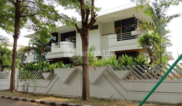 Rumah Mewah taman kebun jeruk siap huni SHM 1200m2 2