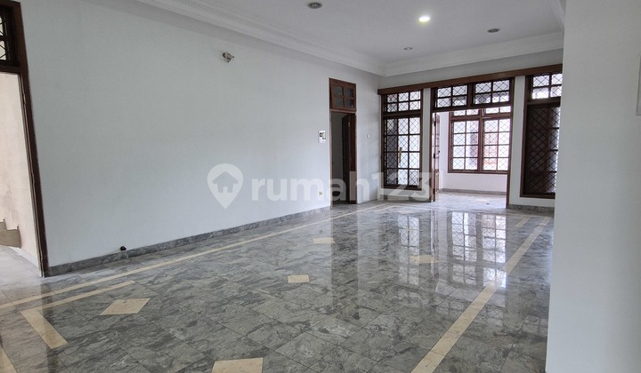 Permata Buana 400m2 Hadap Selatan 1