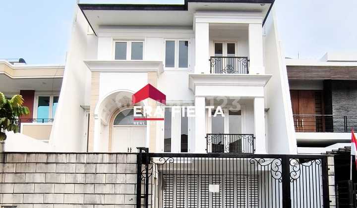 Minimalist 3-Story House Puri Kencana East-Facing