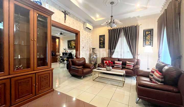 Rumah Cantik Permata Buana 200M2 Termurah Rumah Cantik Permata Buana 200M2 Termurah