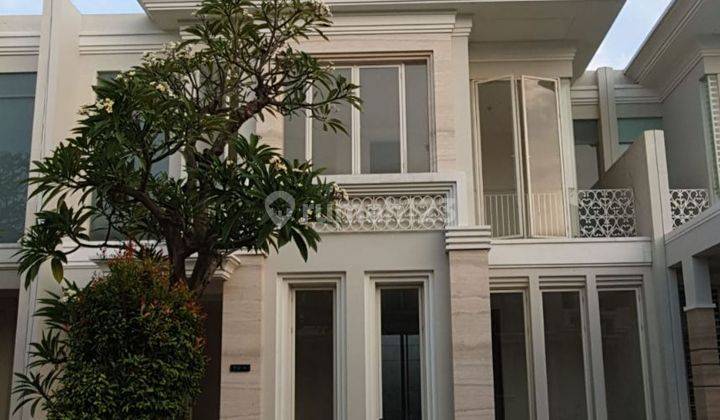 Rumah Grand Island Pakuwon City Surabaya 1