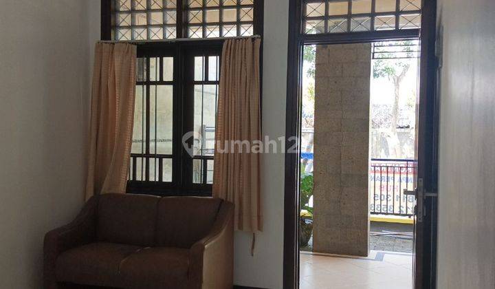 Disewakan Rumah Bagus Baru Renov Kinclong di Wiyung Surabaya Barat
 5