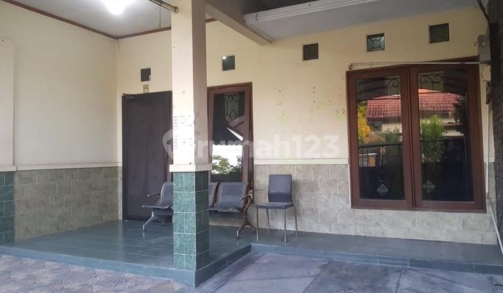 Dijual Rumah Hook di Taman Pondok Indah Wiyung 2