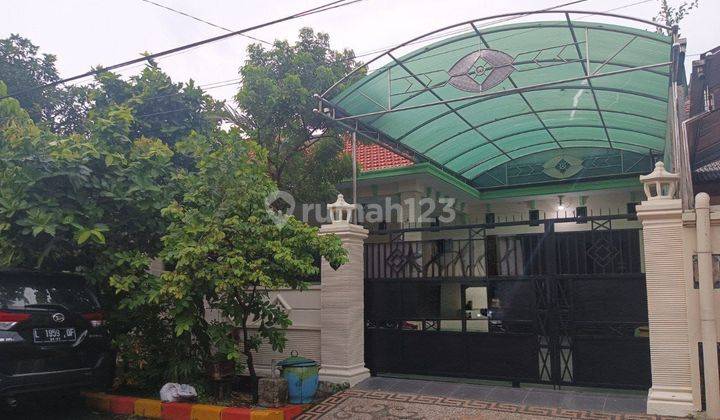 Disewakan Rumah Bagus Terawat Daerah Perak Surabaya Dekat PHC 1