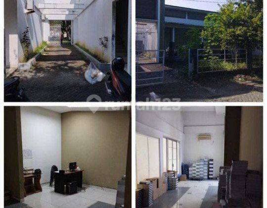 Dijual Rumah Usaha
babatan Pilang Surabaya Barat
 2