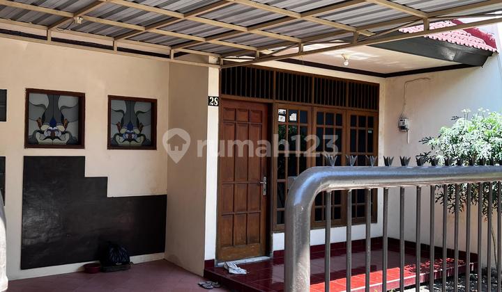 Sewa Rumah Strategis Bagus Selangkah ke Grand Harvest Wiyung Sewa Rumah Strategis Bagus Selangkah ke Grand Harvest Wiyung