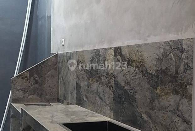 Dijual Rumah Renov Bagus Babatan Pratama Wiyung 2