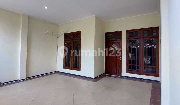 Balas Klumprik Beautiful House, Strategic Location, Wiyung, West Surabaya