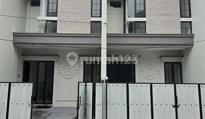 For Sale New Minimalist House In Taman Pondok Indah Wiyung 2