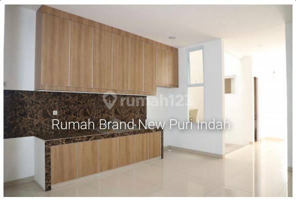 Rumah Baru Minimalis Modern 3 Lantai Puri Indah 1