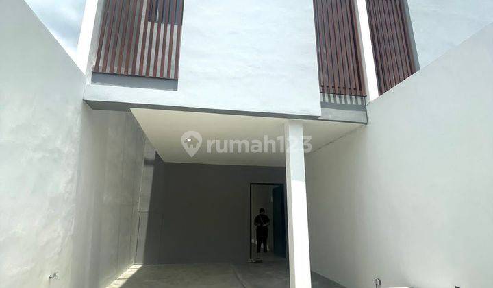 Rumah Brand New 2 Lantai di Kavling Dki 1