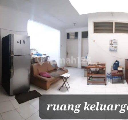 Dijual Rumah 1 Lantai Puri Indah Cocok Untuk Bangun Baru 1