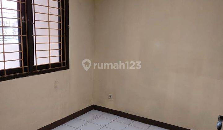 Rumah Bagus di Metro Permata 1 Jakarta Barat  4