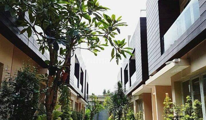 Rumah Cantik Modern Siap Huni di cluster Kemang JakSel 2