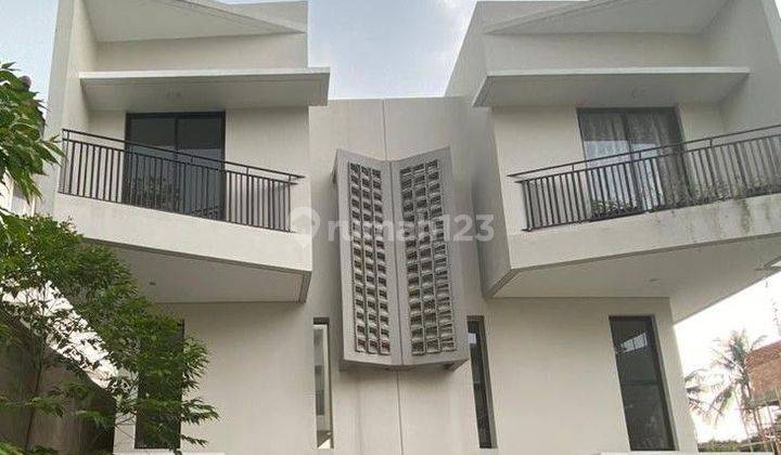 Rumah Cantik Siap Huni Vtown House Dekat Stasiun Jurangmangu 1