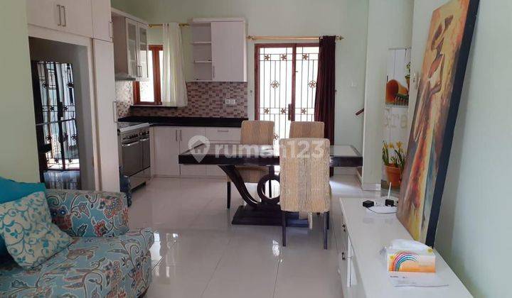 Rumah Bagus modern Siap Huni di cluster sektor 9 Emerald 1