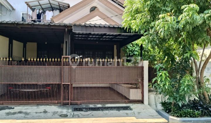 Affordable House in Sector 3 Bintaro Jaya Near Pdk Ranji Station