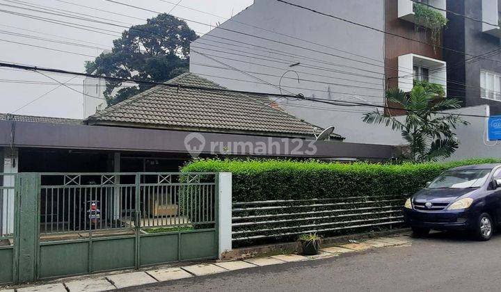 Rumah Besar Murah di Kebayoran Lama Pinggir Jalan 1