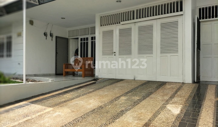 Rumah Mewah Luas di Pondok Indah Siap Huni SHM @Pondok Indah, Jakarta Selatan