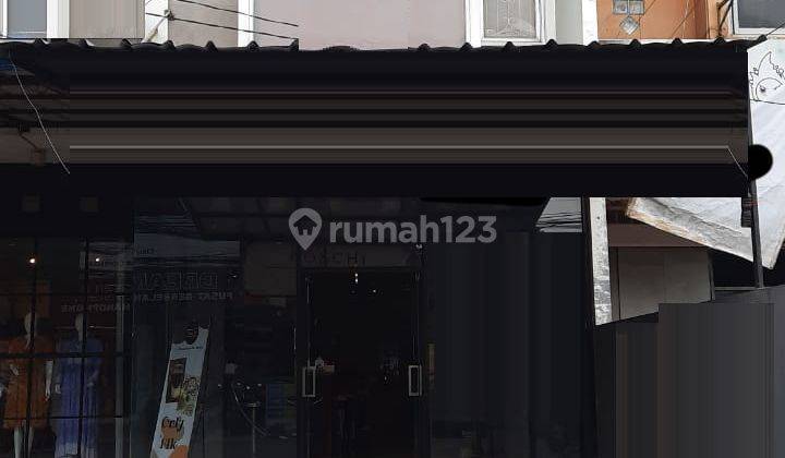 Ruko Area Ramai Dan Strategis di Margacinta 1