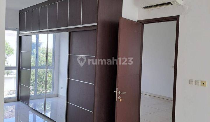 kan Rumah di Cluster Mewah Jgc Jakarta Timur.