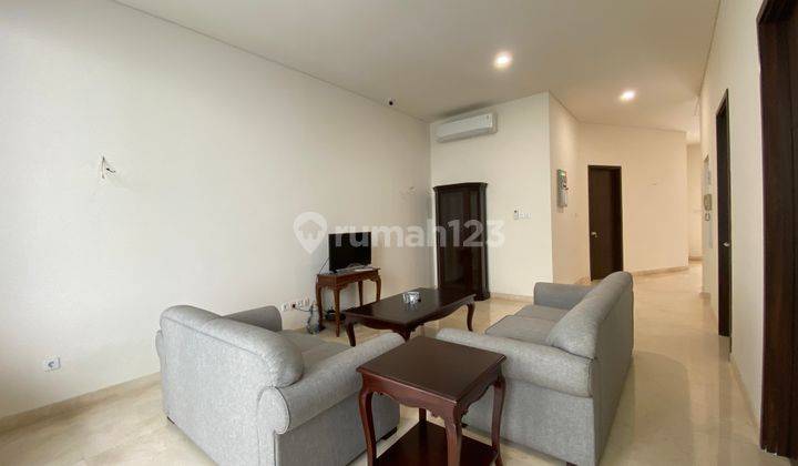 Rumah Baru 3 Lantai Minimalist di Kawasan Pondok Indah  13