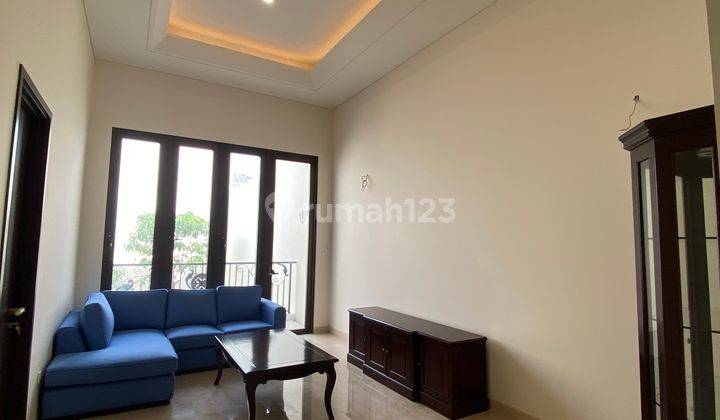 Rumah Baru 3 Lantai Minimalist di Kawasan Pondok Indah  16