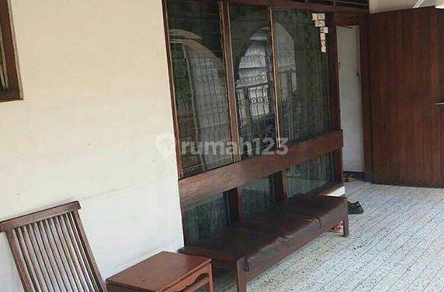 Rumah Terawat Dan Nyaman di Gandaria, Jakarta Selatan Ww 2