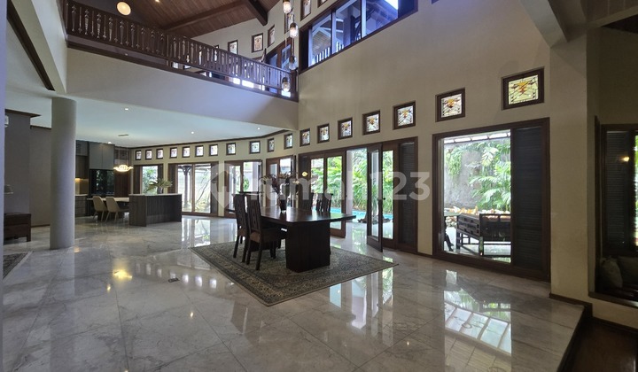 For Rent Beautiful, Lush & Spacious House Near JIS (Ww/Mm) For Rent Beautiful, Lush & Spacious House Near JIS (Ww/Mm)