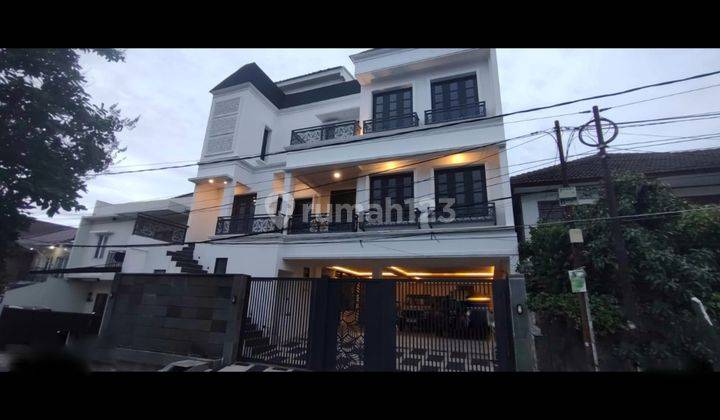 Rumah Mewah Baru 4 Lantai Dengan Lift Dan Private Pool Ff 1