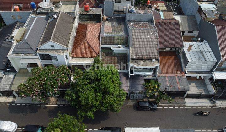 Rumah 2 Lantai Bagus Shm, Alam Segar, Jakarta Selatan 1