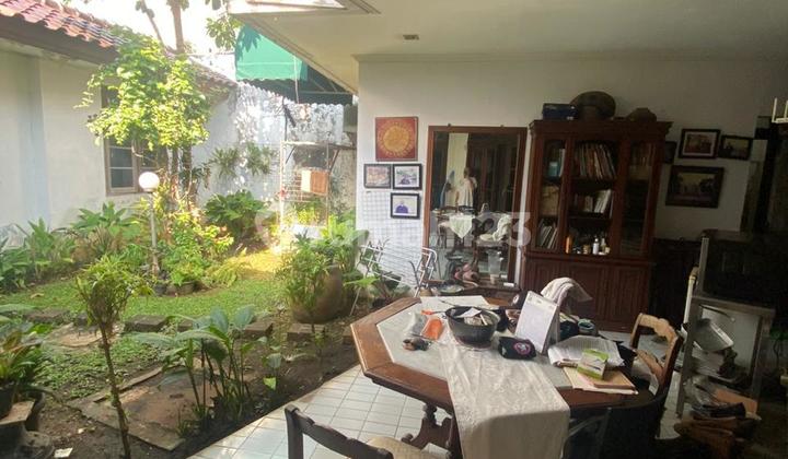 For Sale: Exclusive and Quiet Neighborhood House in Menteng, Central Jakarta (Aa) 2