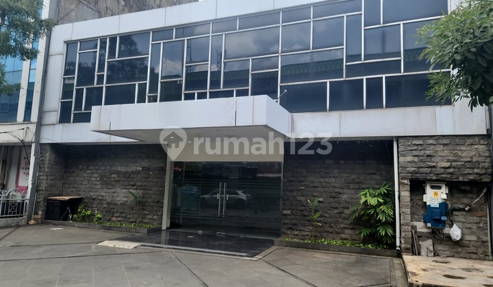 Disewakan Ruang Usaha 2 Lantai di Kebayoran Baru (Jp&Cm) Disewakan Ruang Usaha 2 Lantai di Kebayoran Baru (Jp&Cm)