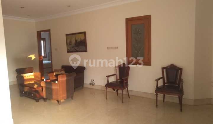 For sale rumah classic di alam asri, Pondok Indah Jakarta Selatan (AK/LP/WW) 2
